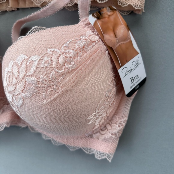Elegant Lace Bra Set in Blush by Rene Rofe - Picture 4 of 7
